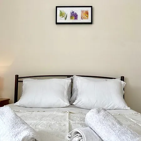 Georgia's House Leonídion